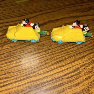 Lot Of 2 Vintage Burger King Goofy And Max Pull Back Yellow‎ Car